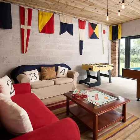 Partridge 펜션 노샐러톤